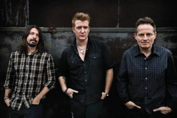 HAFTANIN ŞARKISI | Them Crooked Vultures – Bandoliers